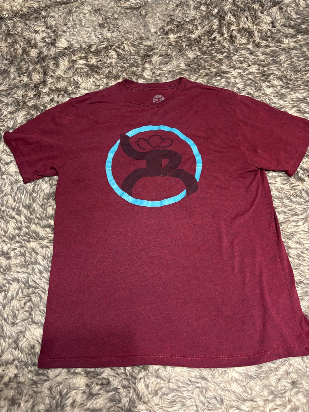 Hooey Burgundy Short Sleeve Tee with Blue Ring Graphic